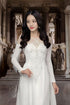 Stunning long train bridal ao dai