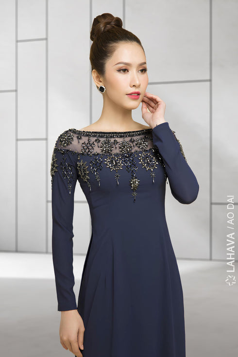 Exquisite scoop neck beaded party ao dai