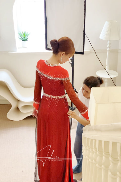 Modern design ao dai features black mesh and beaded