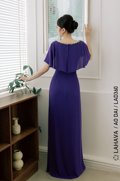 Modern party Áo dài features Lily flowers beaded