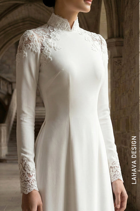 Elegant White Bridal Ao Dai with Floral Lace Appliqué
