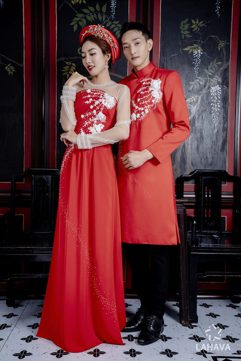 Red couple wedding ao dai with floral beaded