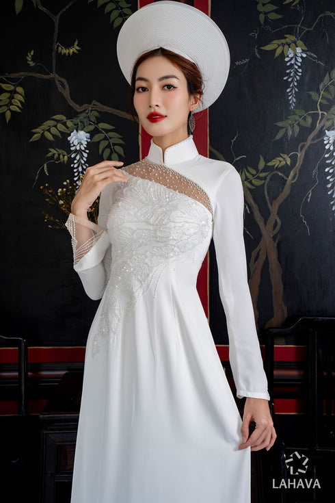 White couple ao dai with exquisite beadwork