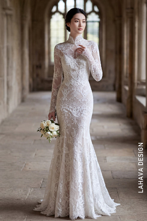 Timeless Elegance: High-Neck Long-Sleeve Lace Mermaid Wedding Dress