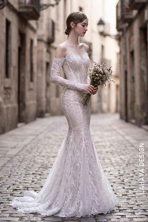 Off-the-Shoulder Long Sleeve Lace Mermaid Wedding Dress