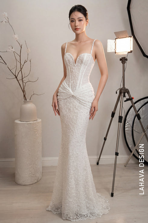 Exquisite Pearl-Embellished Mermaid Gown with Sculptural Draping
