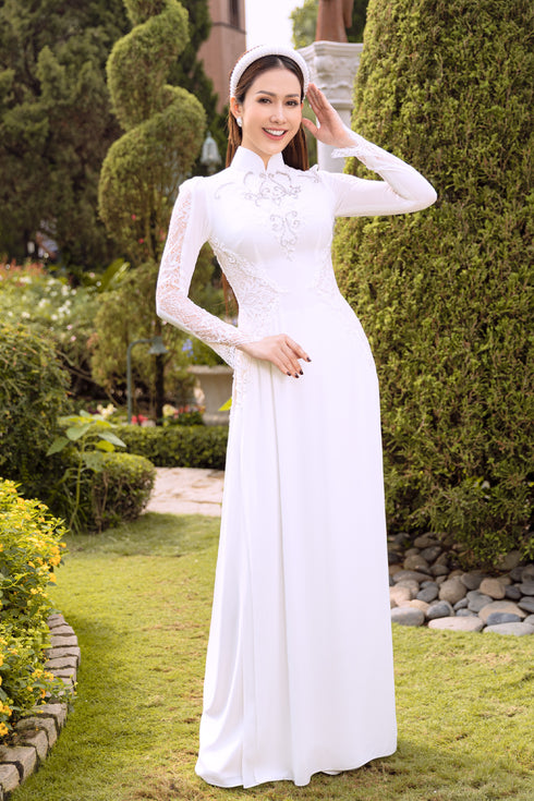 Modern white couple wedding ao dai