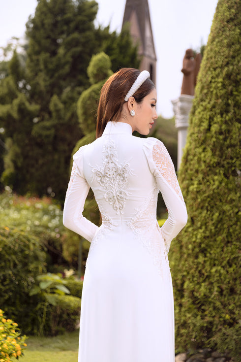 White modern sleeves with waist illusion cut out