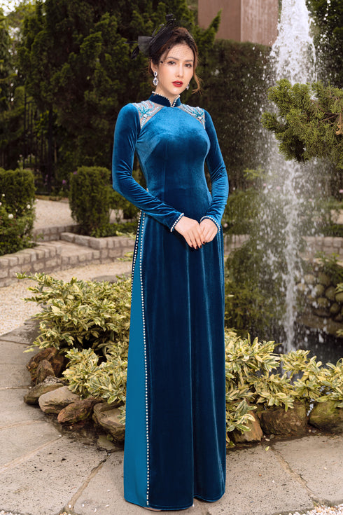 Blue velvet modern party ao dai