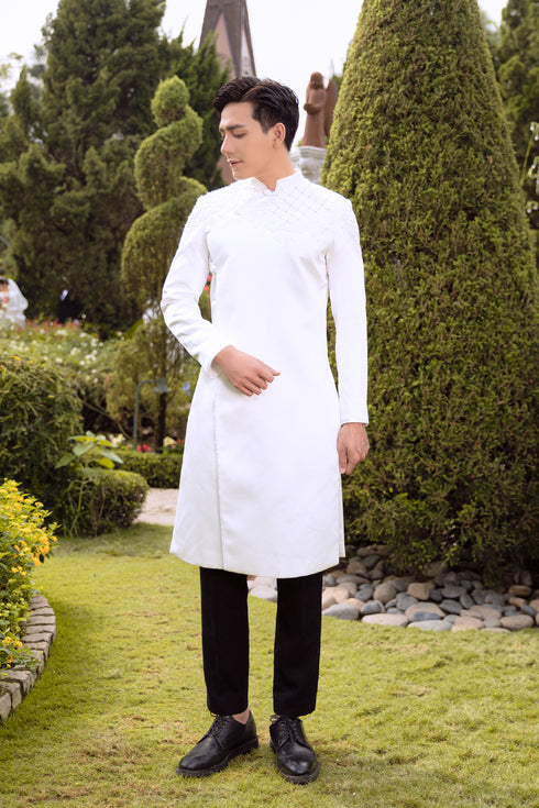 Impressive men's ao dai patterns
