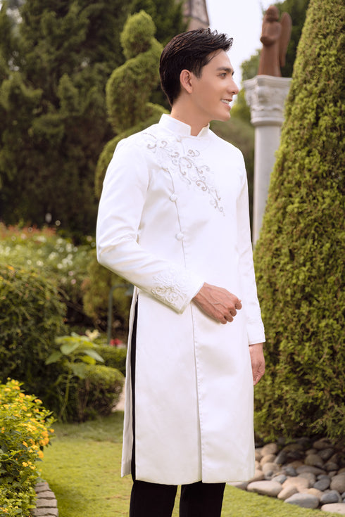 Impressive lace couple wedding ao dai