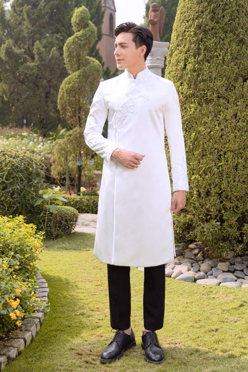 White ao dai with delicate lace