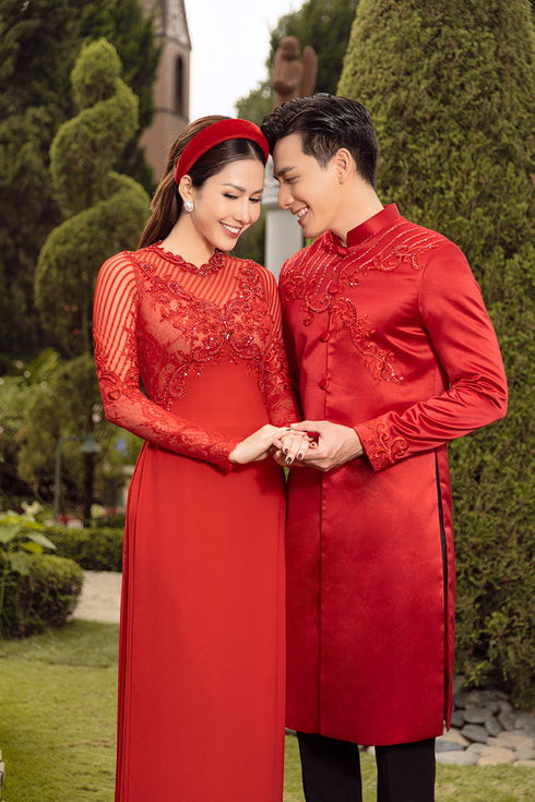 Red modern couple ao dai