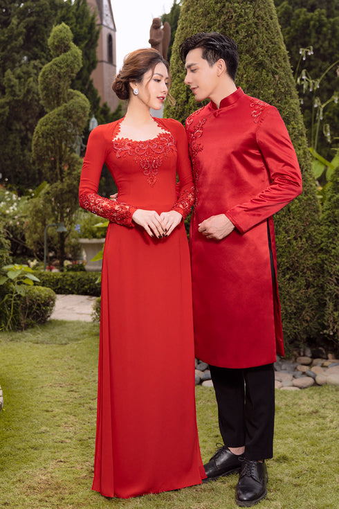 Red modern neckline wedding ao dai