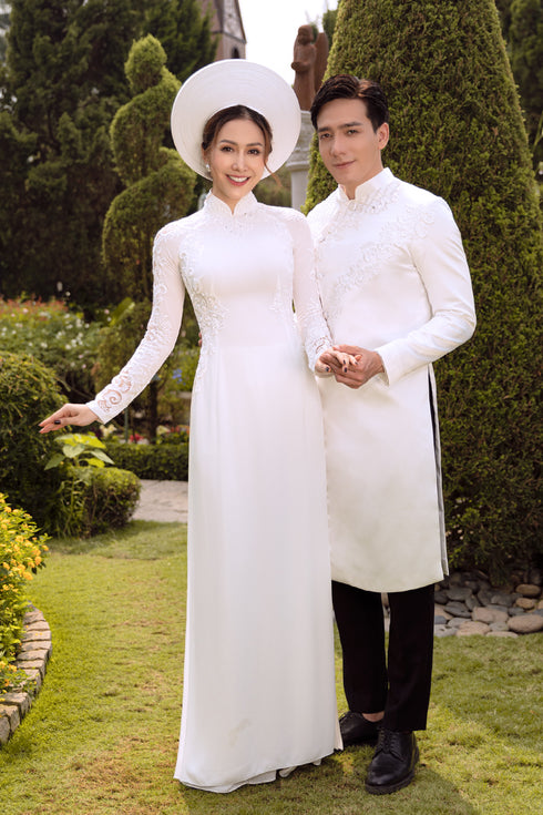 Sweet couple wedding ao dai