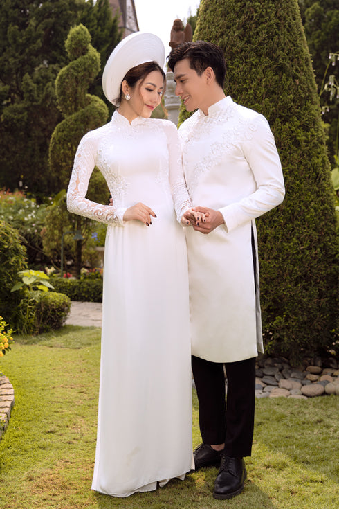Sweet couple wedding ao dai