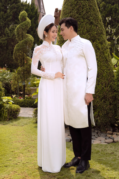 Modern patterns couple wedding ao dai