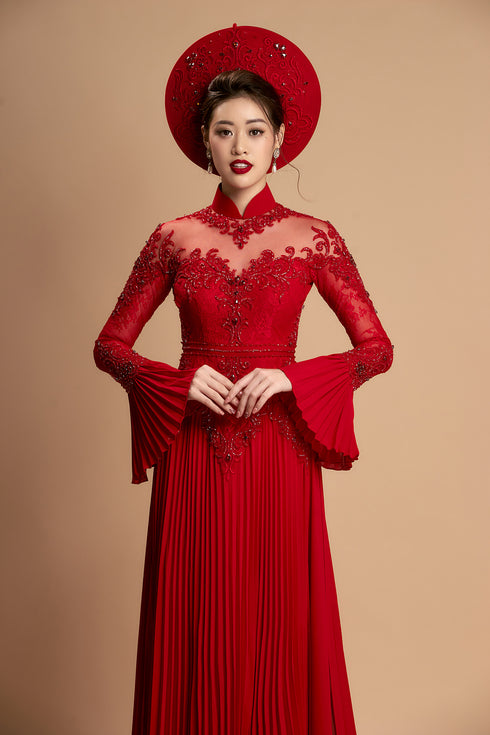 Stand out red couple wedding ao dai