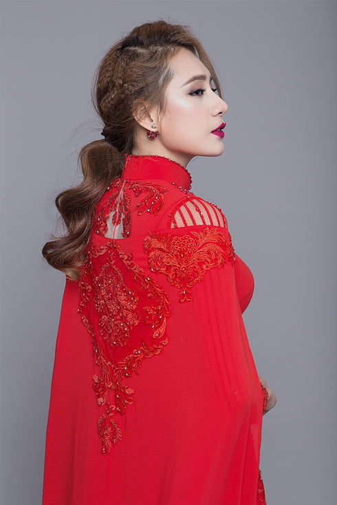 Detachable cape modern wedding ao dai