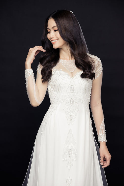 White embroidery lace bride ao dai