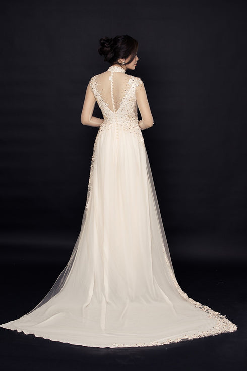 Cut-out beaed wedding ao dai