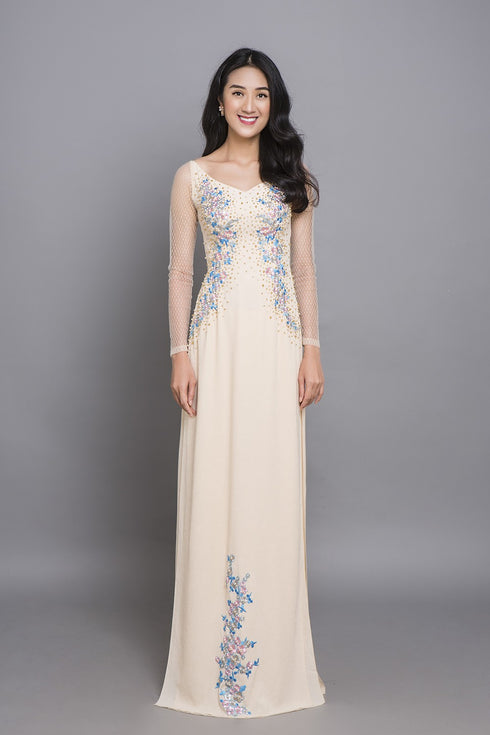 V-neck floral embroidery embellished