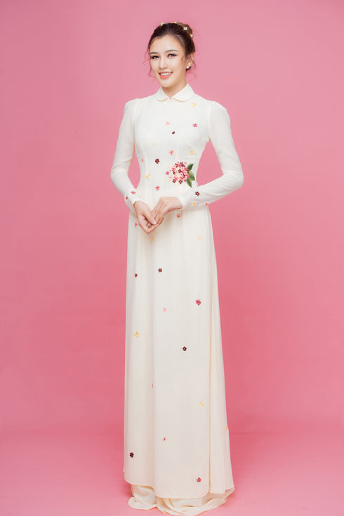 Simply back cut-out floral embroidered