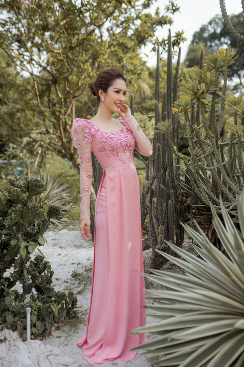 Pink square neckline with 3D flowers