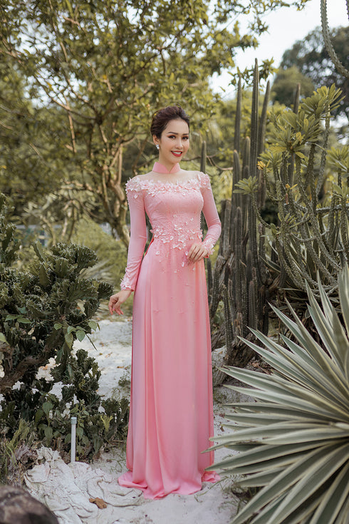 Feminine 3D flowers modern ao dai