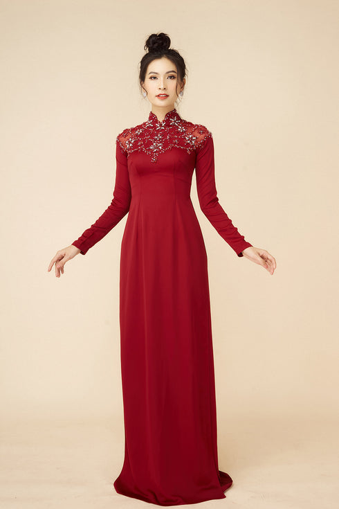 Sophisticated beading party ao dai