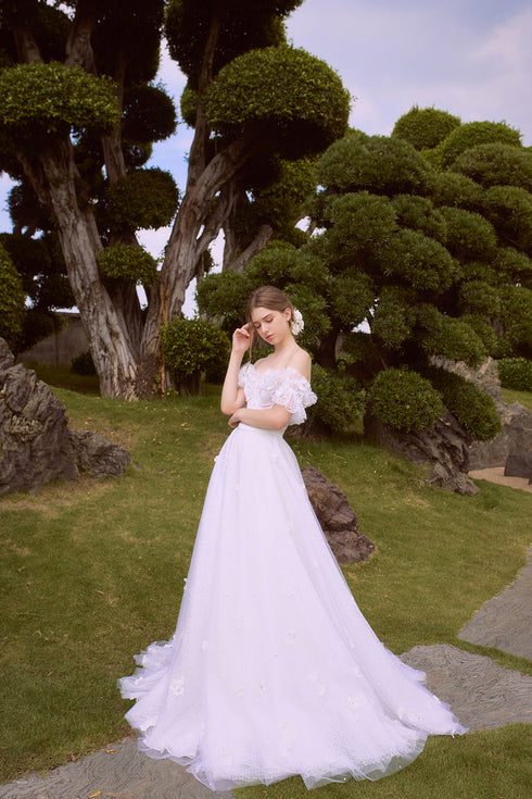 Off shoulder wedding gown