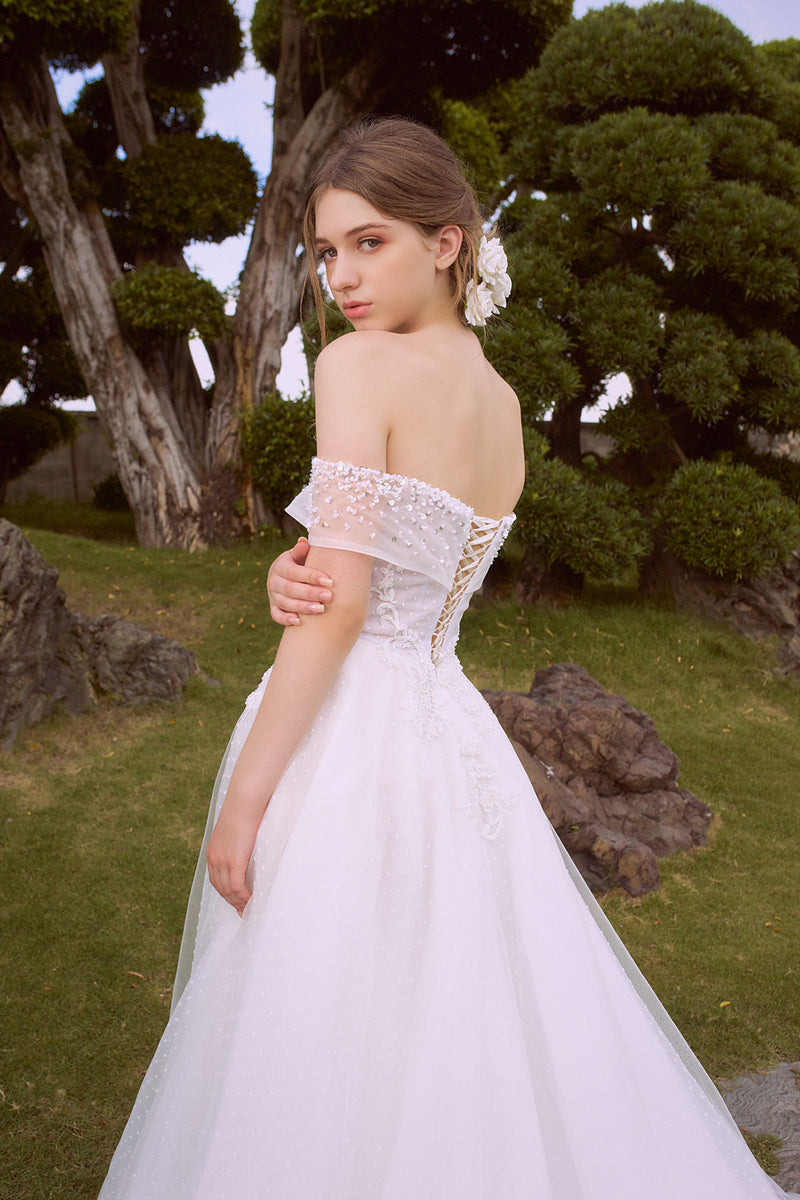 Elegant Beaded Wedding Dress Off the Shoulder – Timeless Style with Glamour