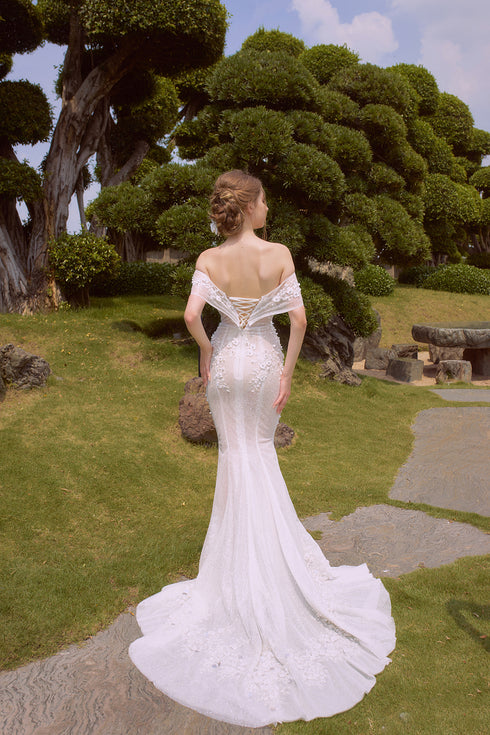 Off shoulder lace appliques mermaid dress