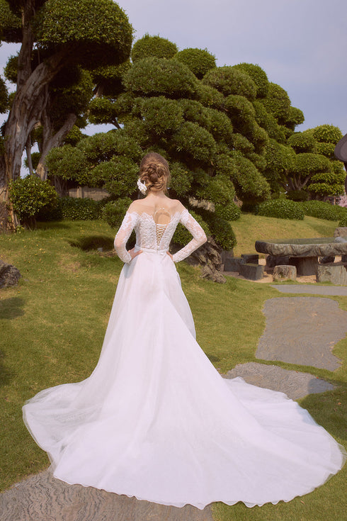 Long sleeves embroidery lace bridal gown - S