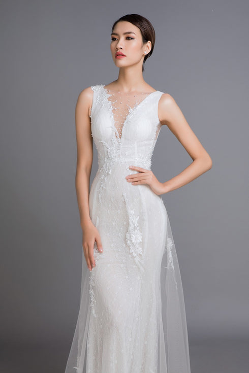 V neck chantilly lace mermaid dress