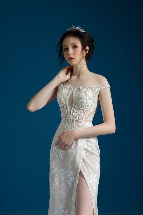 Embroidery lace high slit mermaid dress