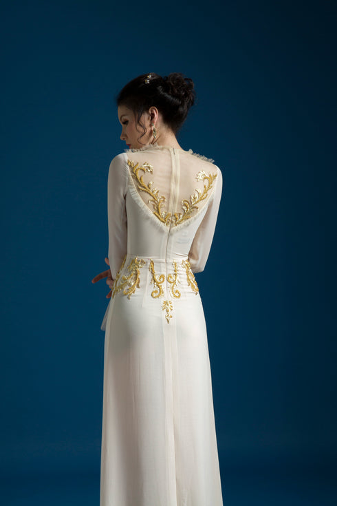 A-line wedding dress with detachable skirt