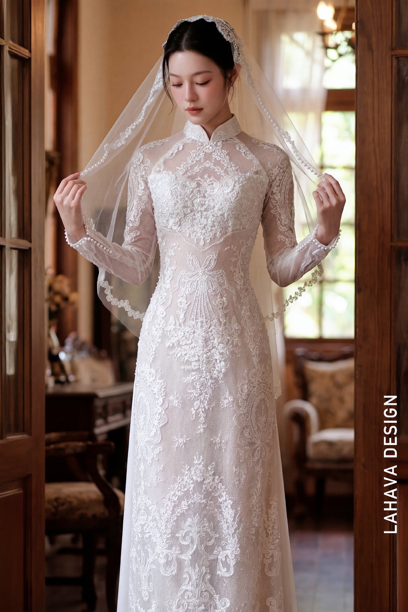 Elegant White Lace Bridal Ao Dai with Matching Veil