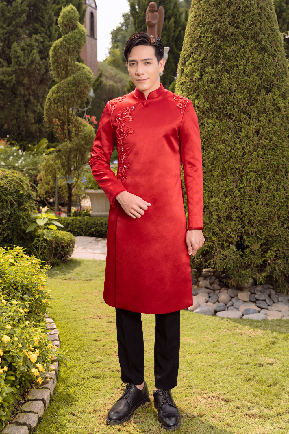 Red men ao dai with lace - Main Image